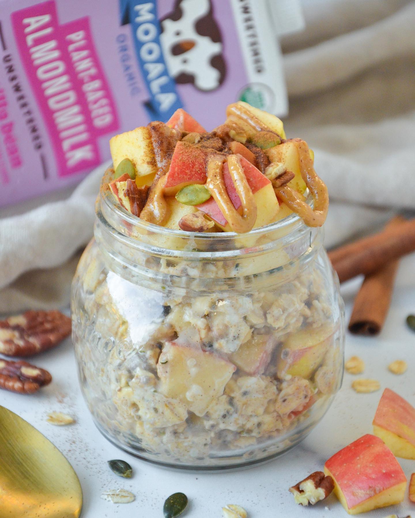 Apple Spiced Overnight Oats with Mooala Almondmilk
