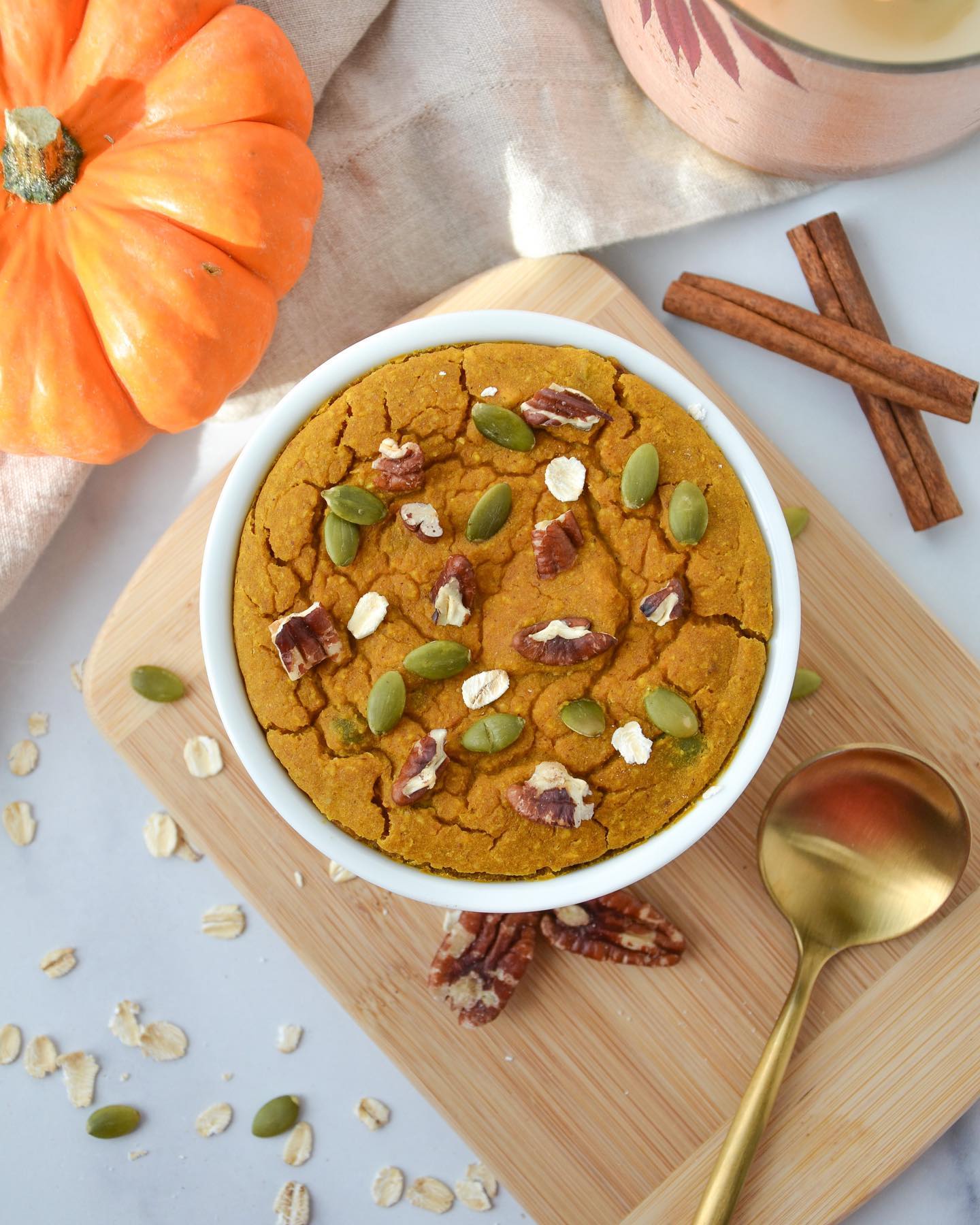 Pumpkin Pie Baked Oats with Coconut Oatmilk