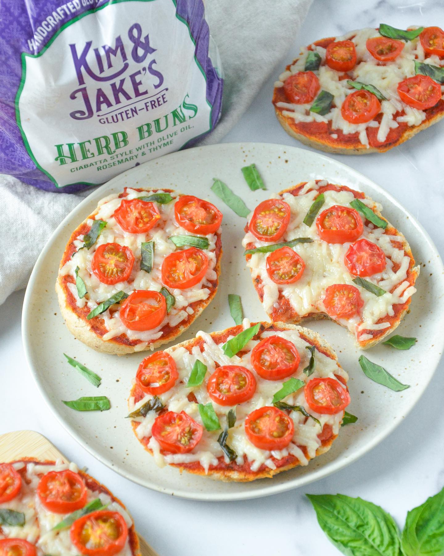 Herb Bun Pizza Toast with Vegan Cheese and Fresh Basil