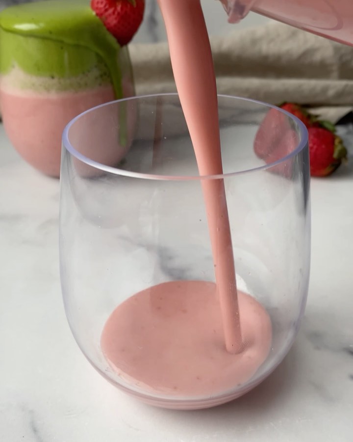 Strawberry Matcha Latte Recipe with Homemade Oat Milk