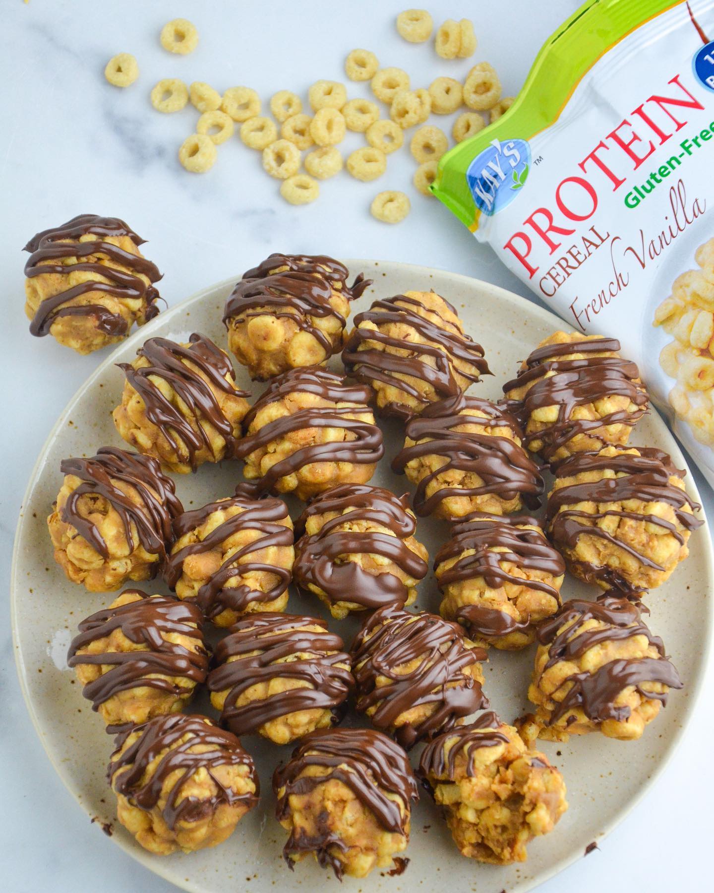Peanut Butter Chocolate Cereal Bites