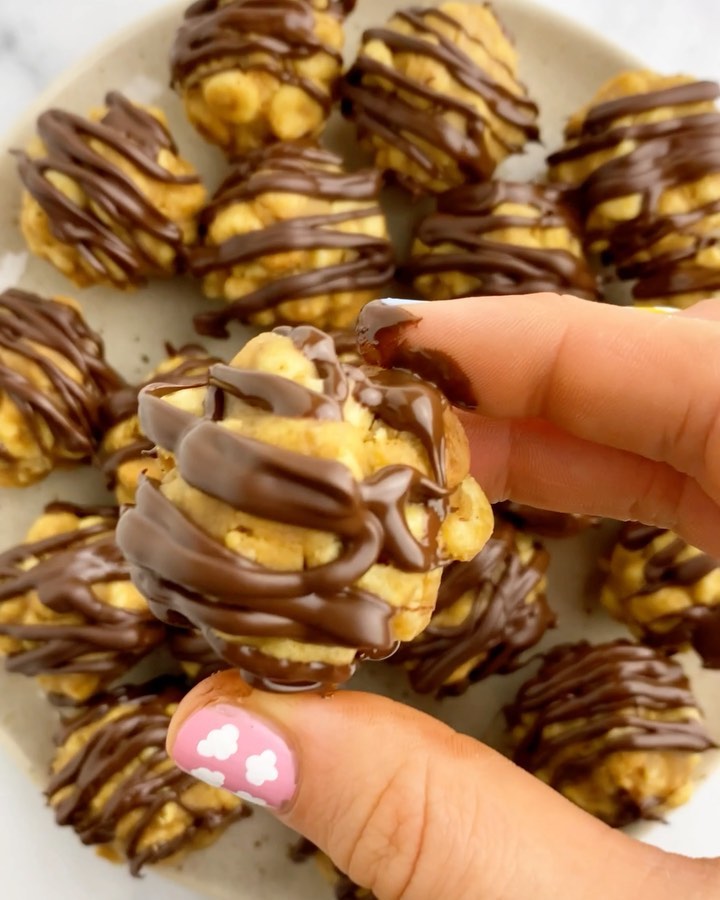 Peanut Butter Chocolate Cereal Bites