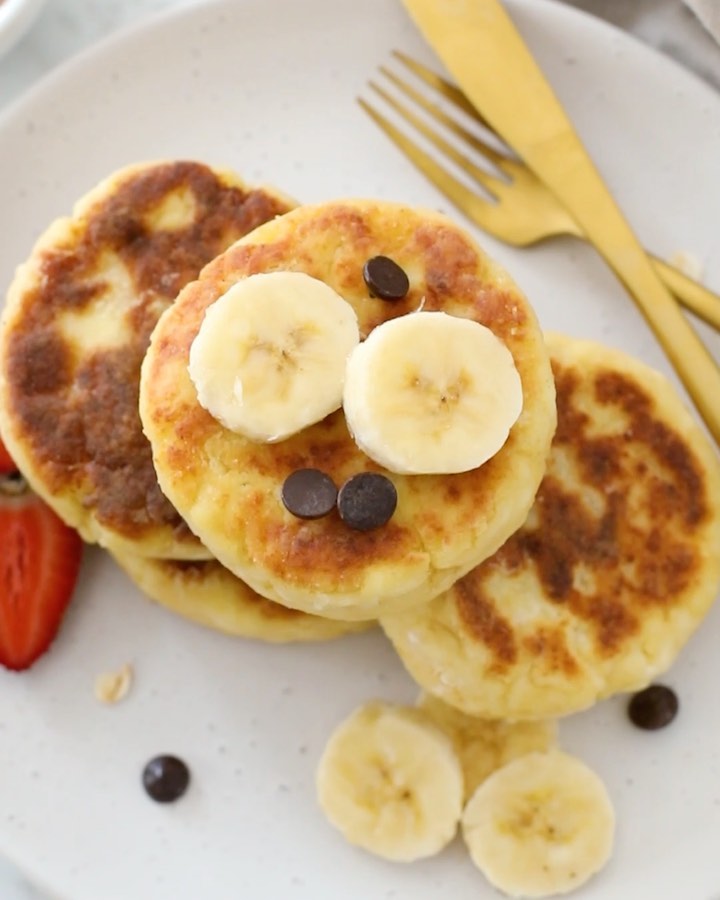 Breakfast Ricotta Cakes with Nutella