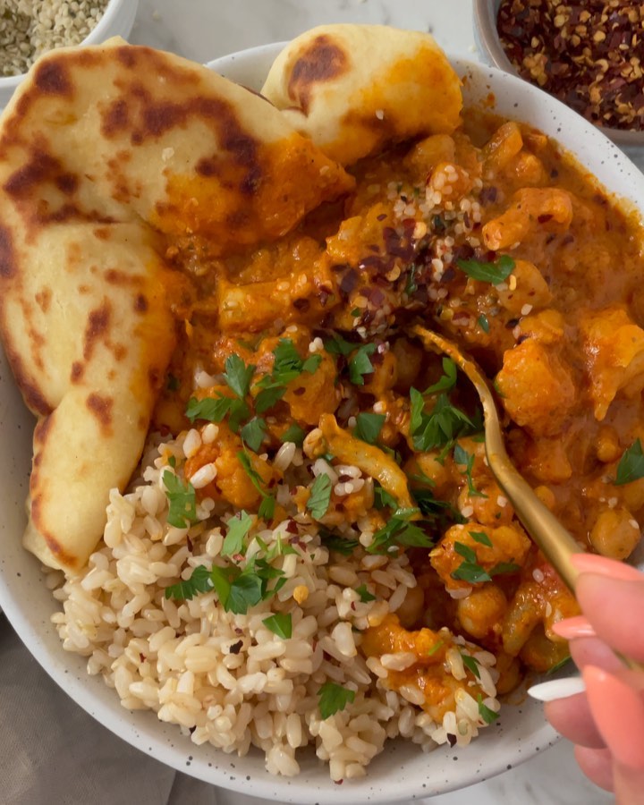 Creamy Cauliflower Chickpea Tikka Masala