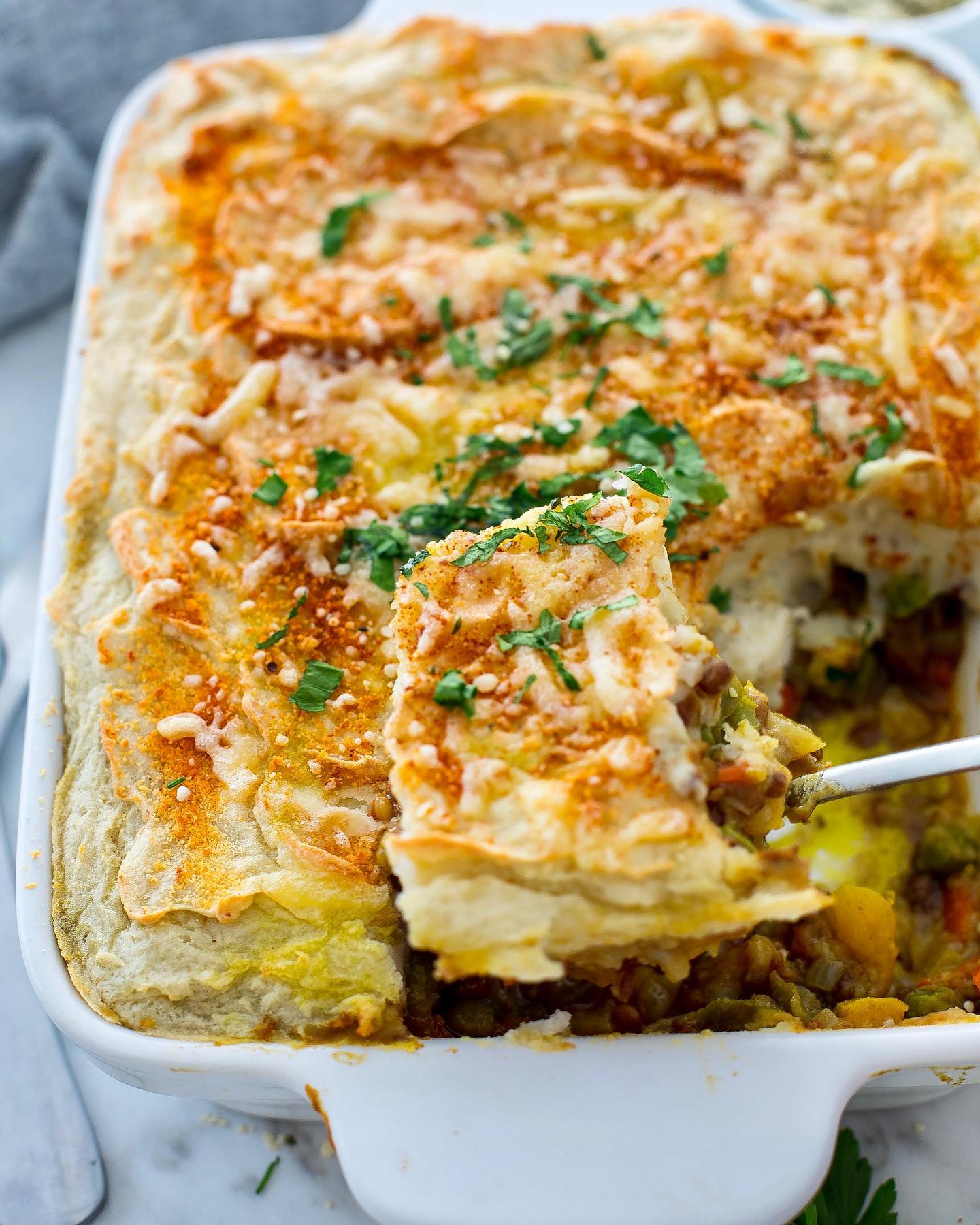 Creamy Vegan Shepherd's Pie with Lentils and Mashed Potatoes
