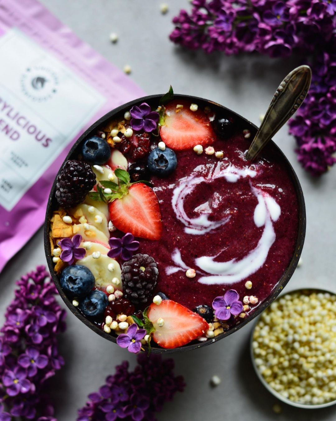 Double Berrylicious Smoothie Bowl