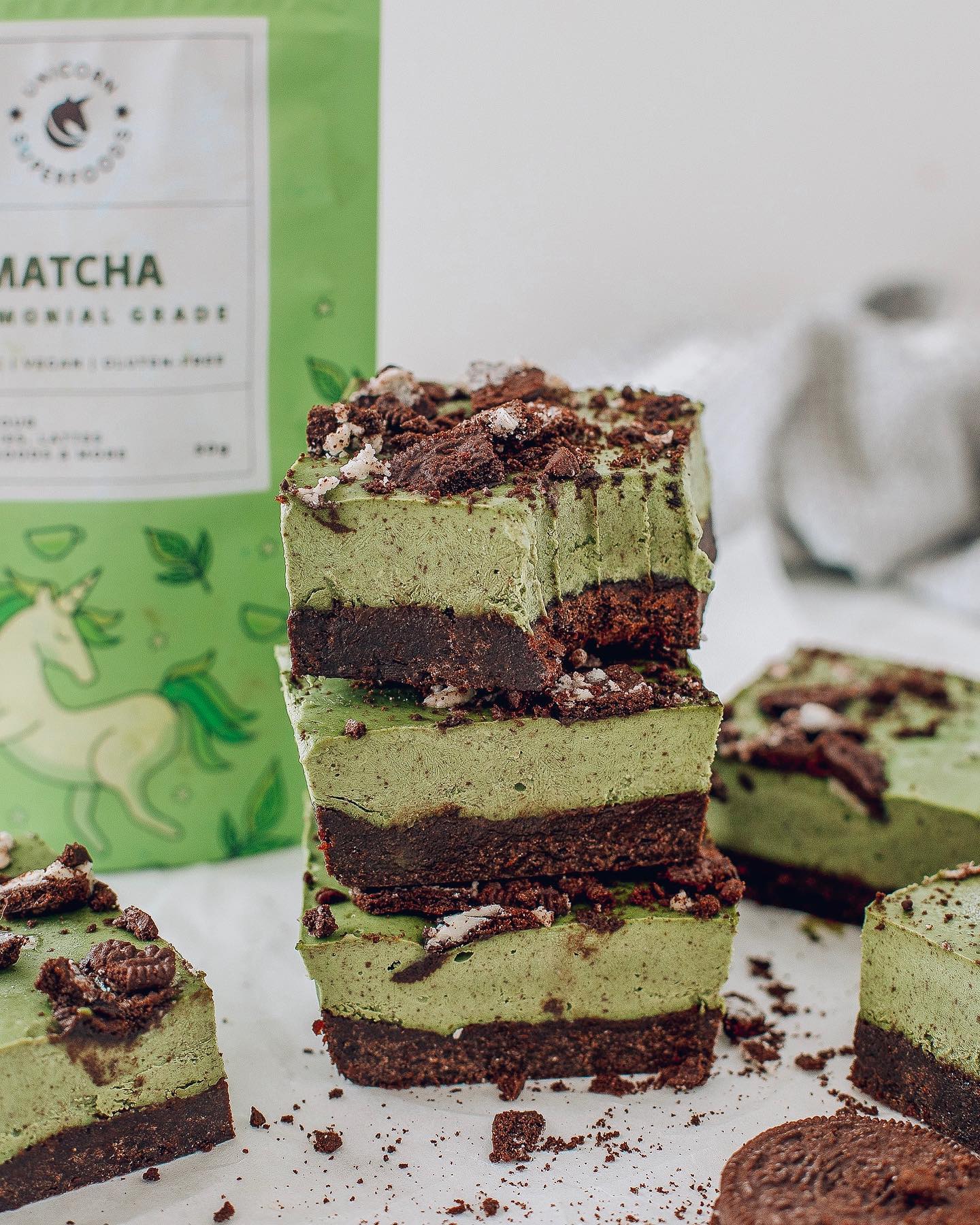 Raw Matcha Oreo Cheesecake Bars
