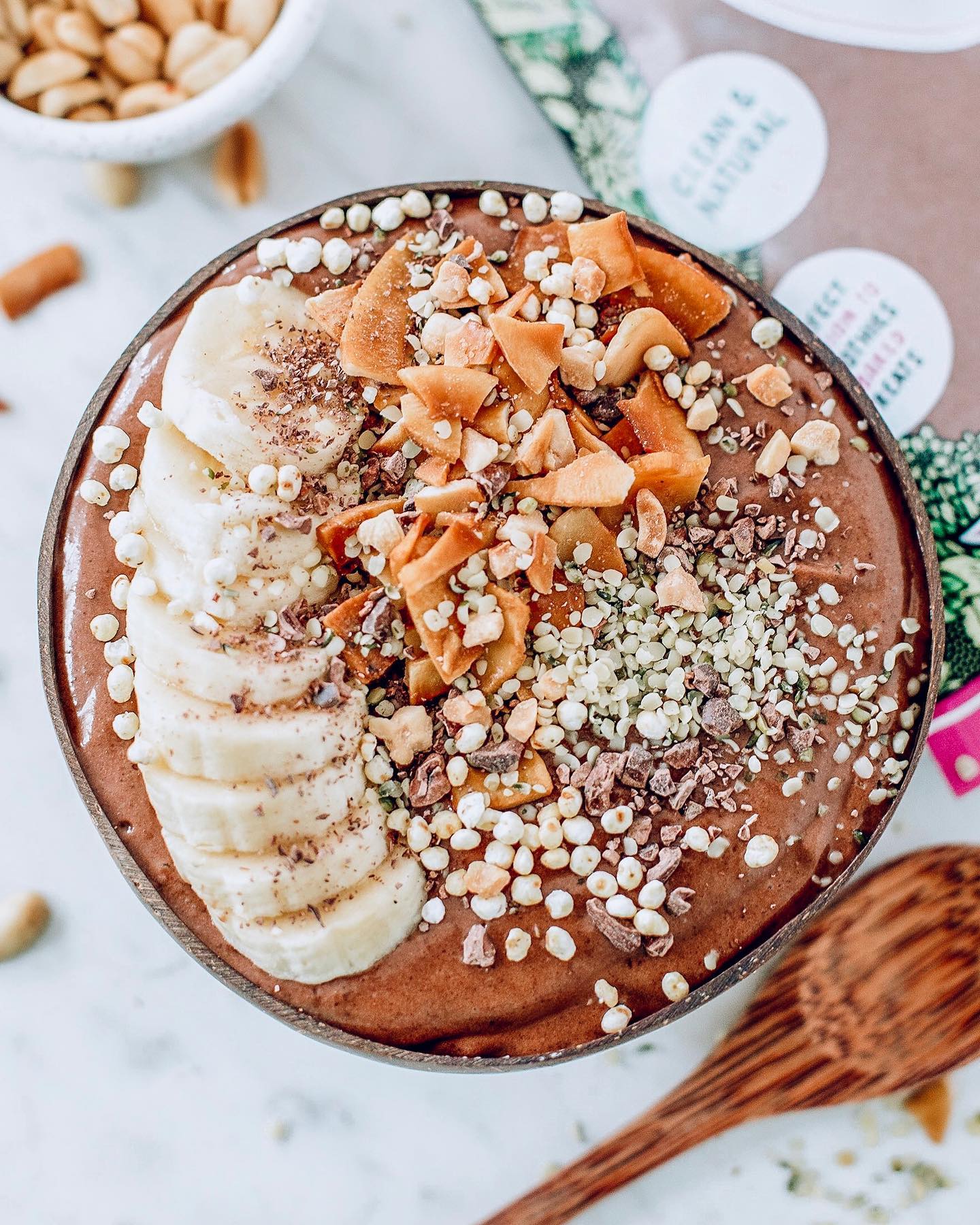 Creamy Snickers Açaí Bowl