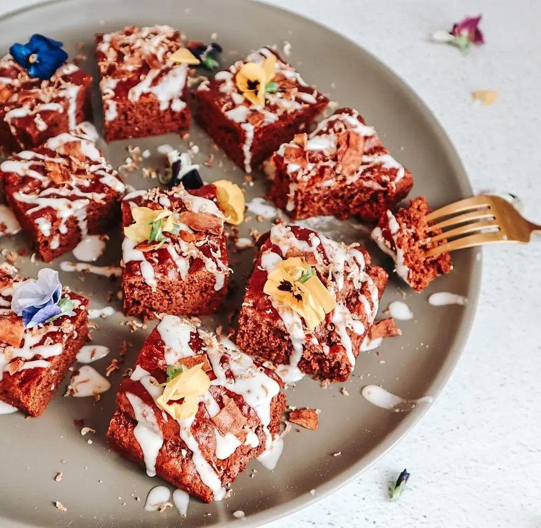 Chocolate Cakey Protein Brownies