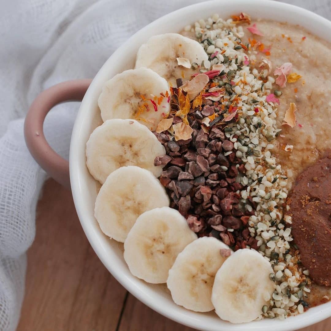Creamy Vanilla Oats with Banana and Chocolate Almond Butter