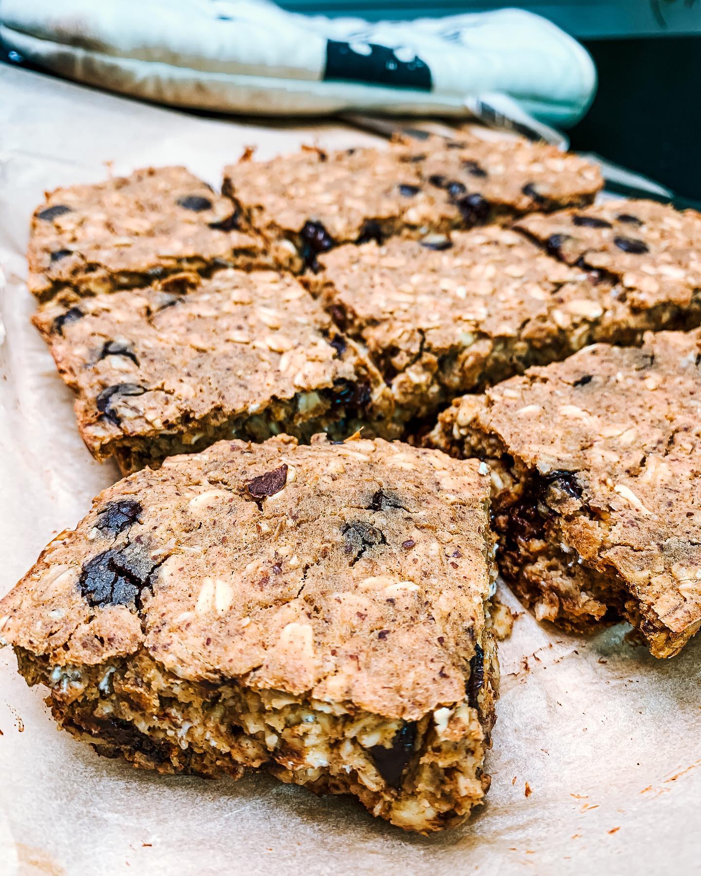 Protein Banana & Chocolate Chip Oat Bars