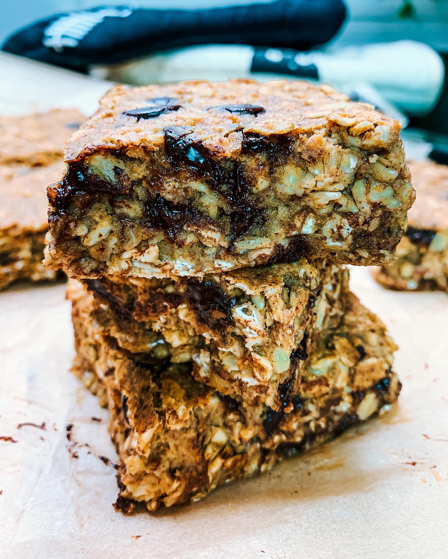 Protein Banana & Chocolate Chip Oat Bars