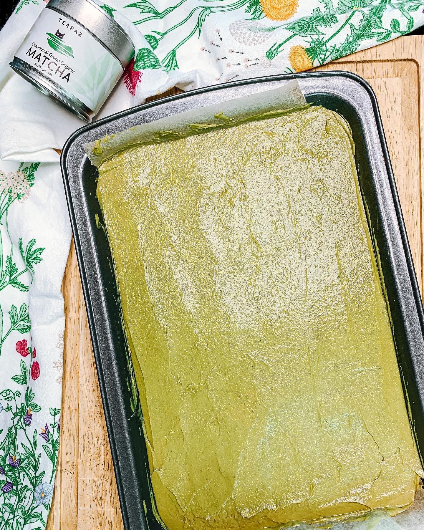 Vegan Matcha Cheesecake Slices with Matcha Latte