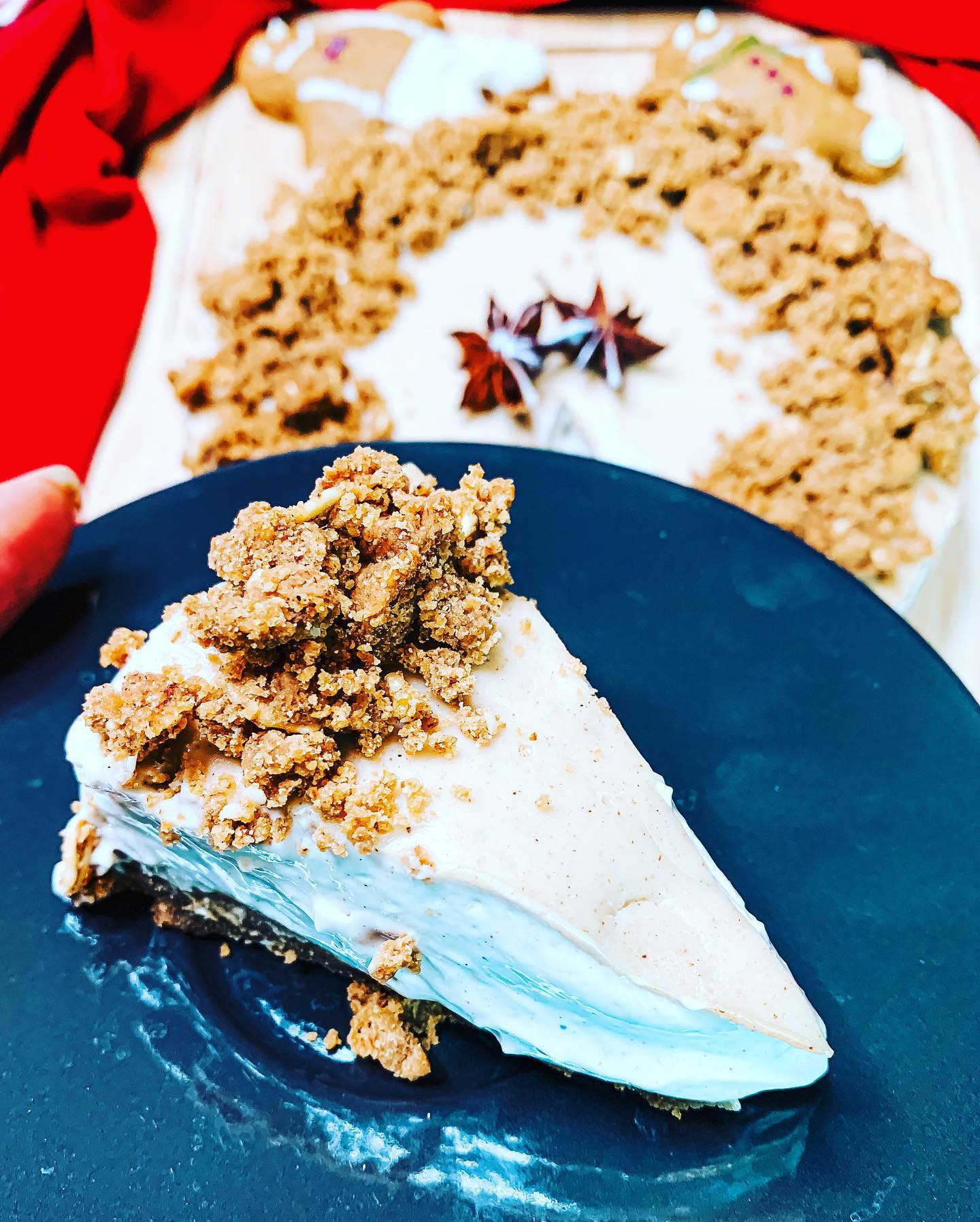 Vegan Gingerbread Cheesecake