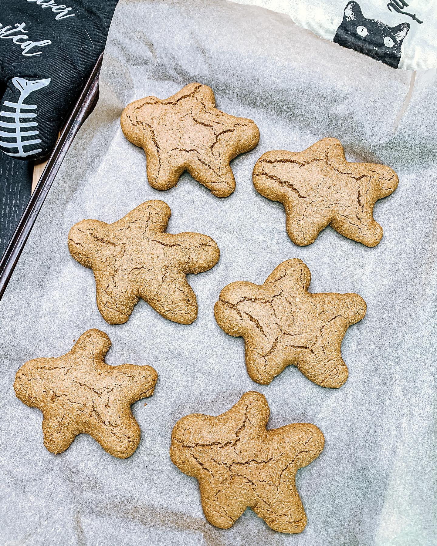 Festive Gingerbread Cookies with Vegan Icing