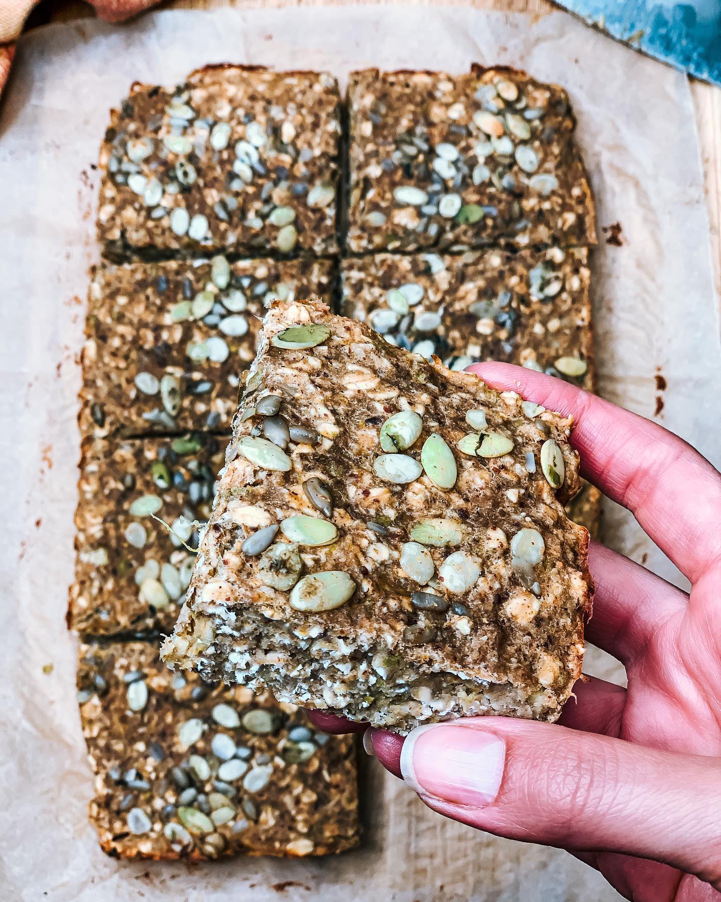 Protein Pumpkin Oat Bars: Healthy and Energizing Granola Bars
