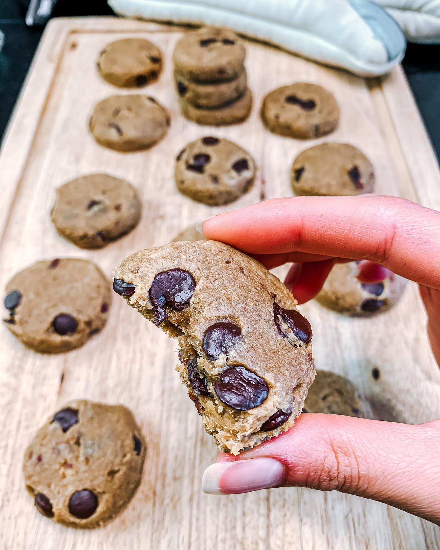 Guilt-Free Peanut Butter Chocolate Chip Cookies