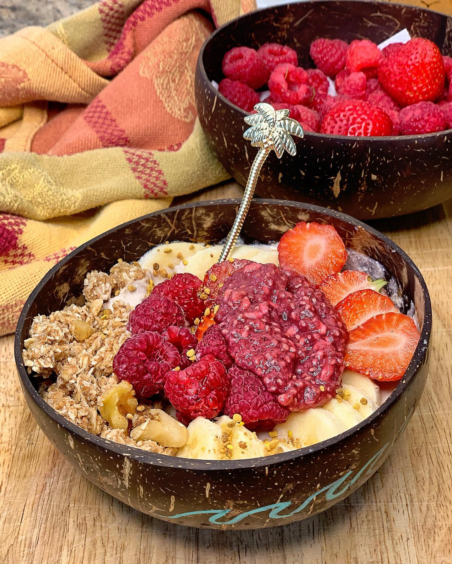 Easy Vegan Breakfast Bowl with Homemade Granola