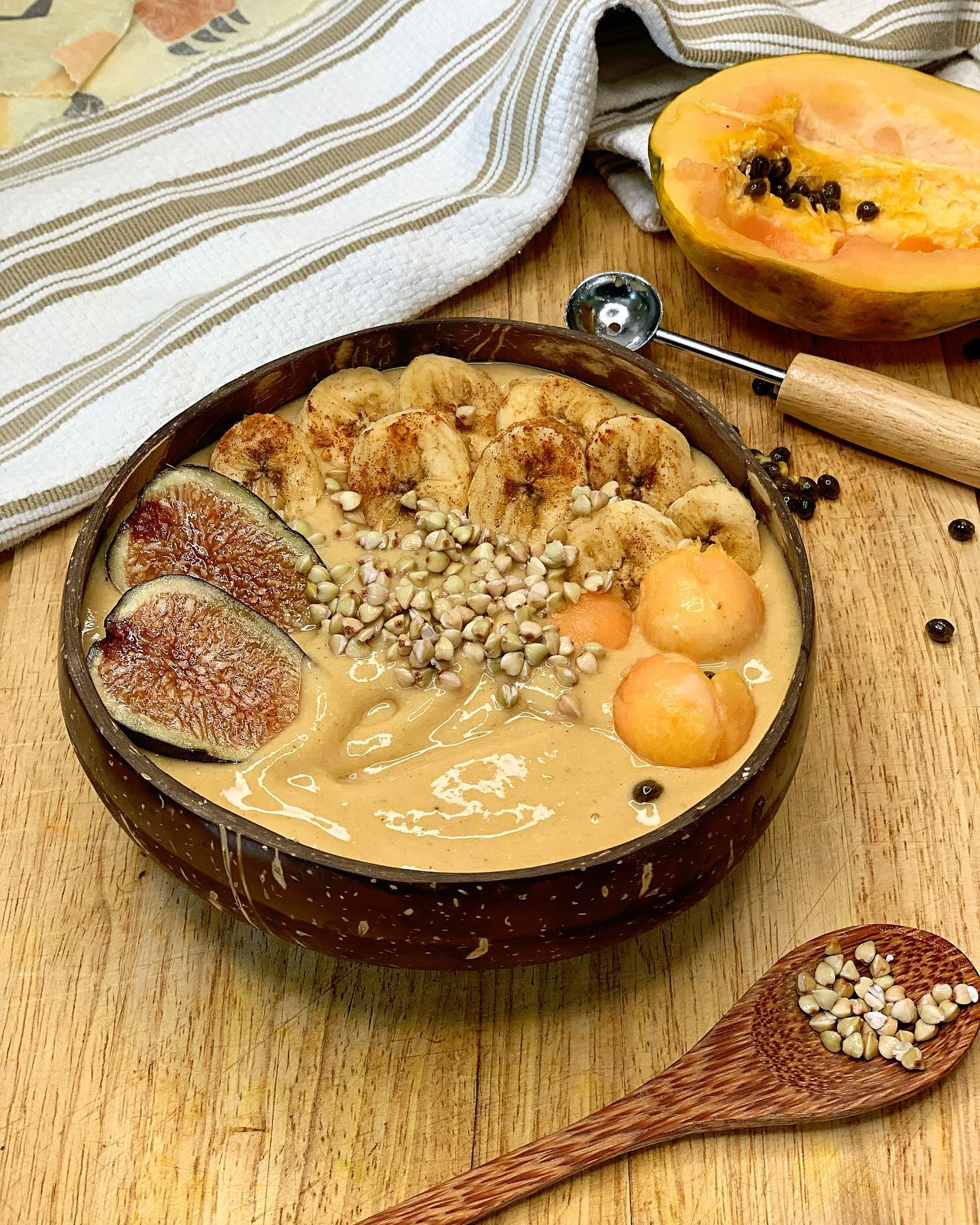 Creamy Papaya Smoothie