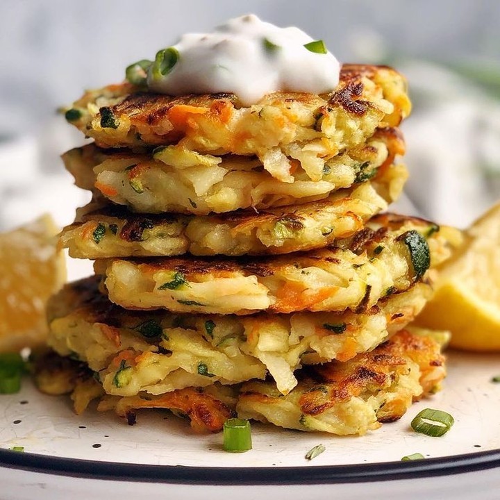 Easy Vegetable Fritters with Yogurt Topping
