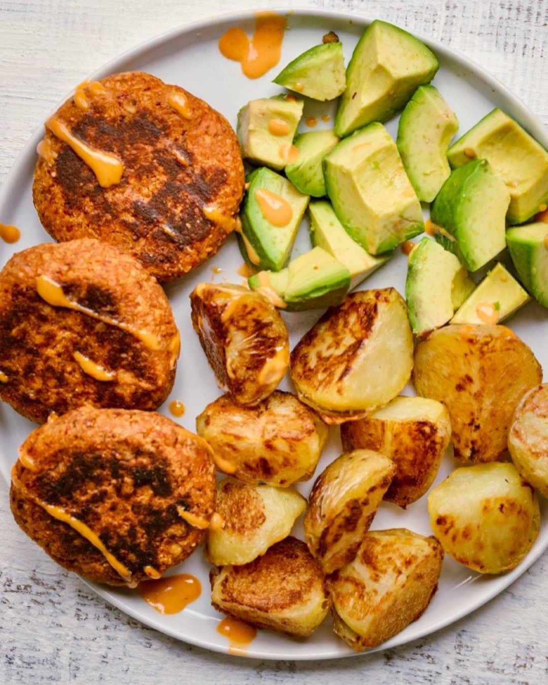 Sun-Dried Tomato Tempeh Burgers