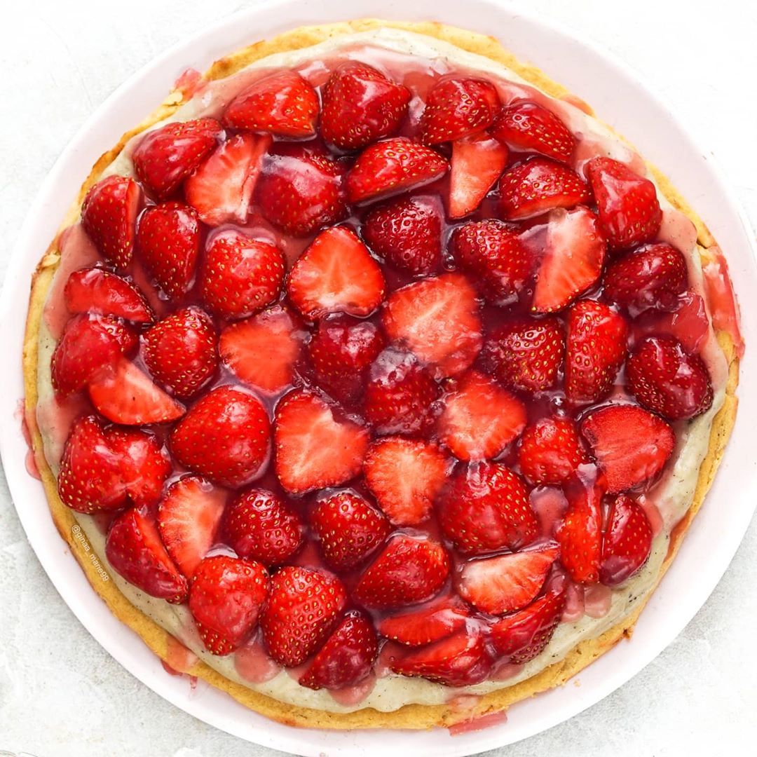 Healthy Strawberry Pudding Cake