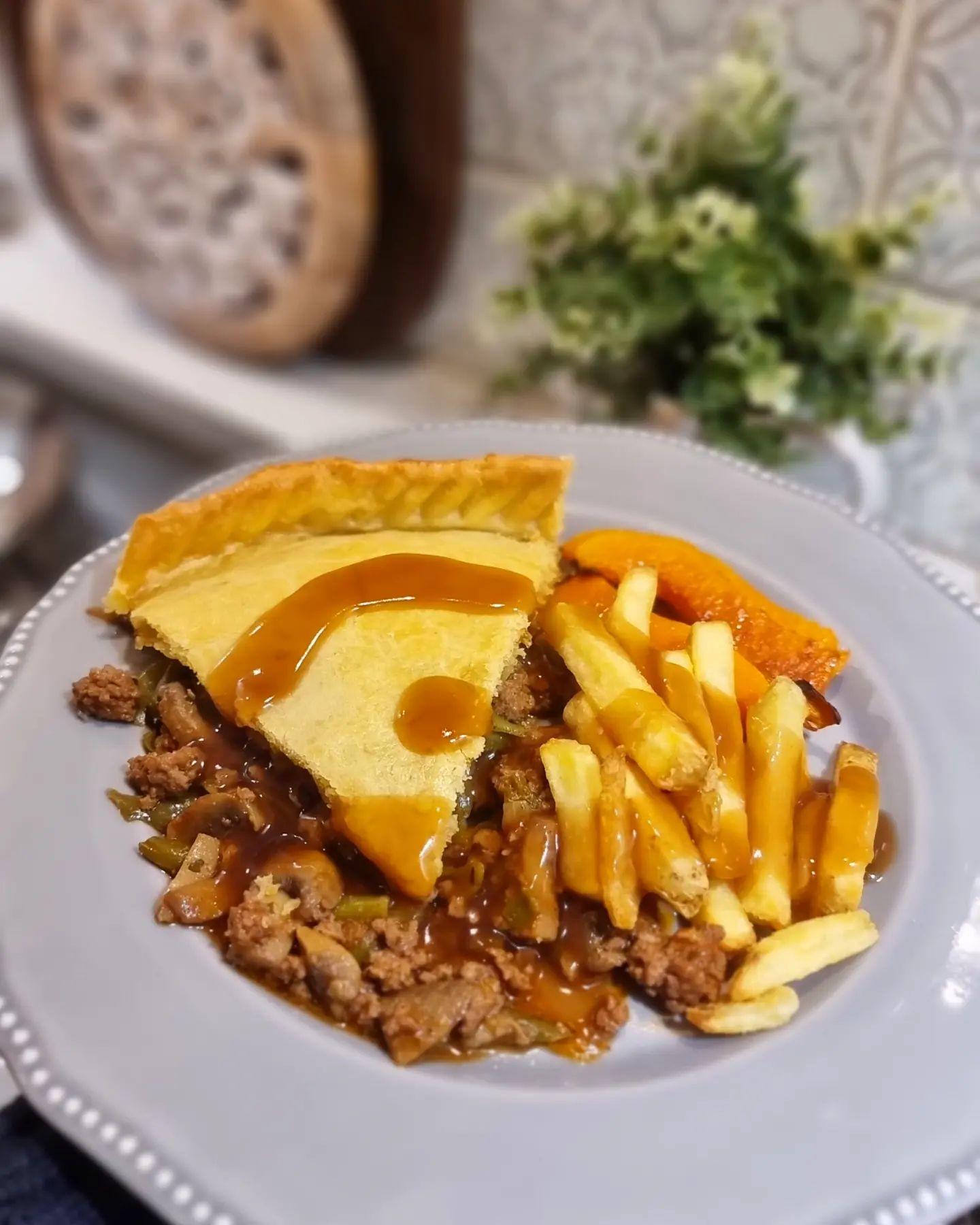 Mince and Mushroom Pie with Pastry