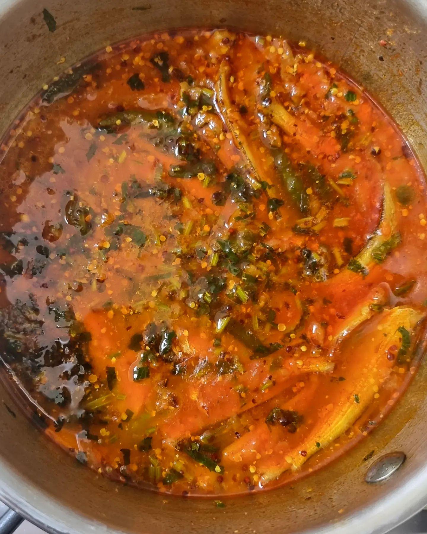 Bashpata Ar Hoyror Bisi Curry