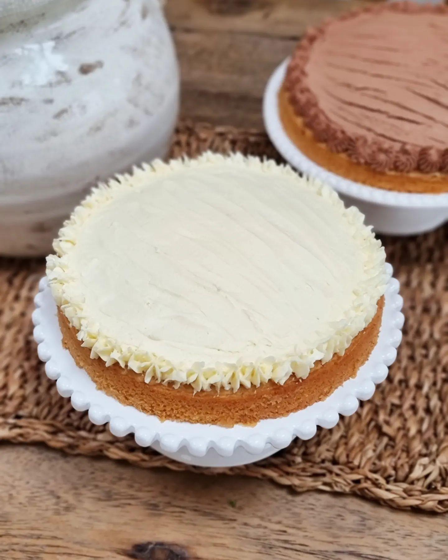 Simple Buttercream Cake