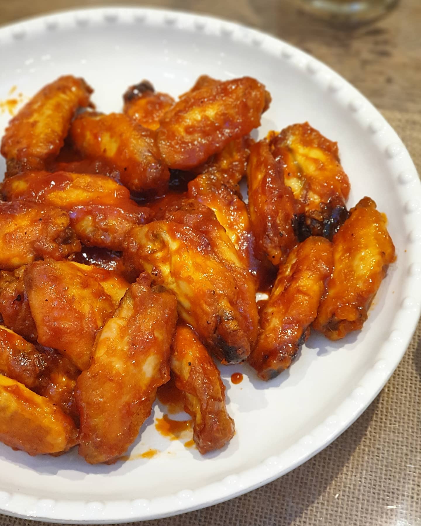 Honey Sriracha Baked Wings
