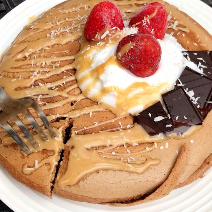 Vegan Chocolate, Strawberries, and Cream Omelette