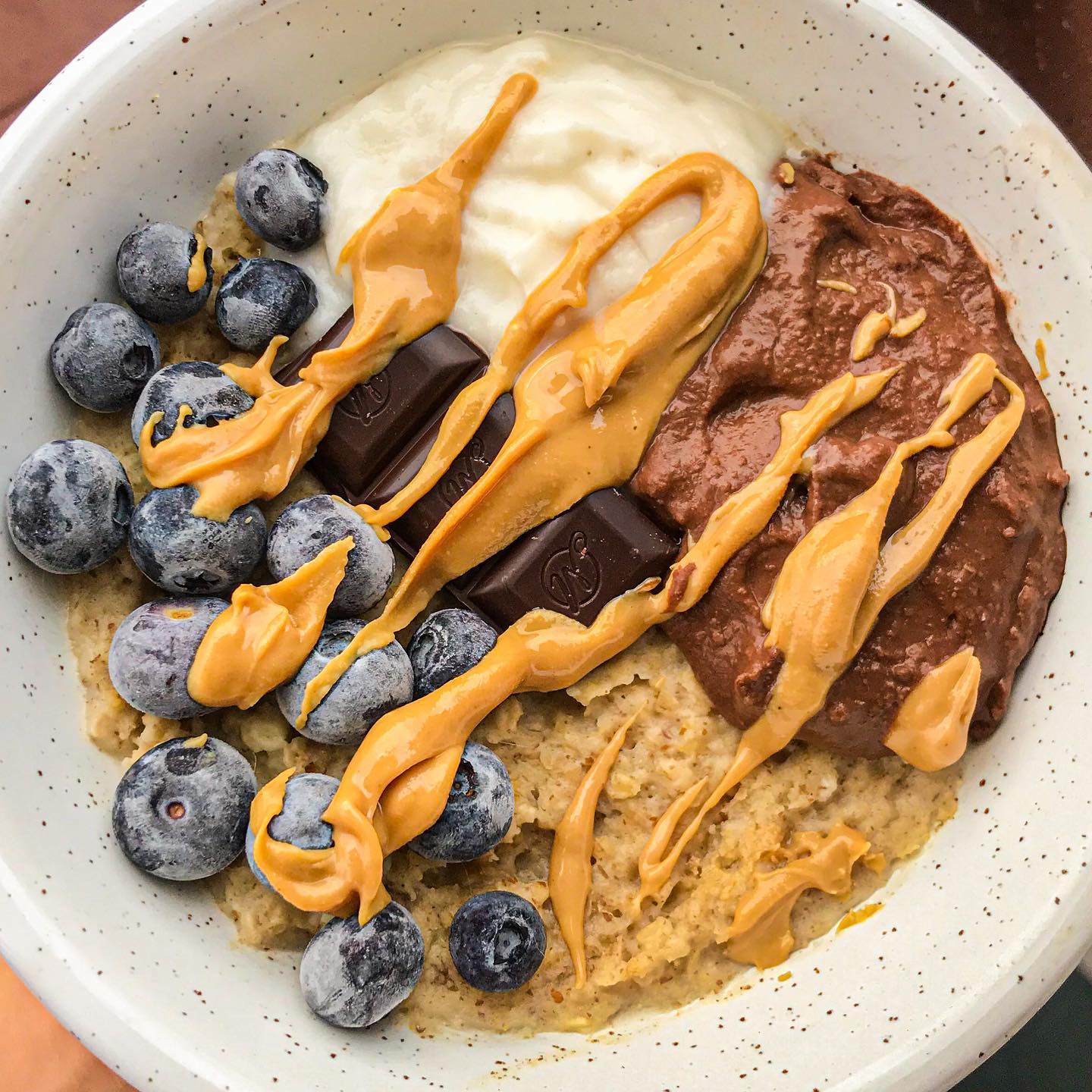 Vegan Chocolate Chickpea Cream Oatmeal Bowl