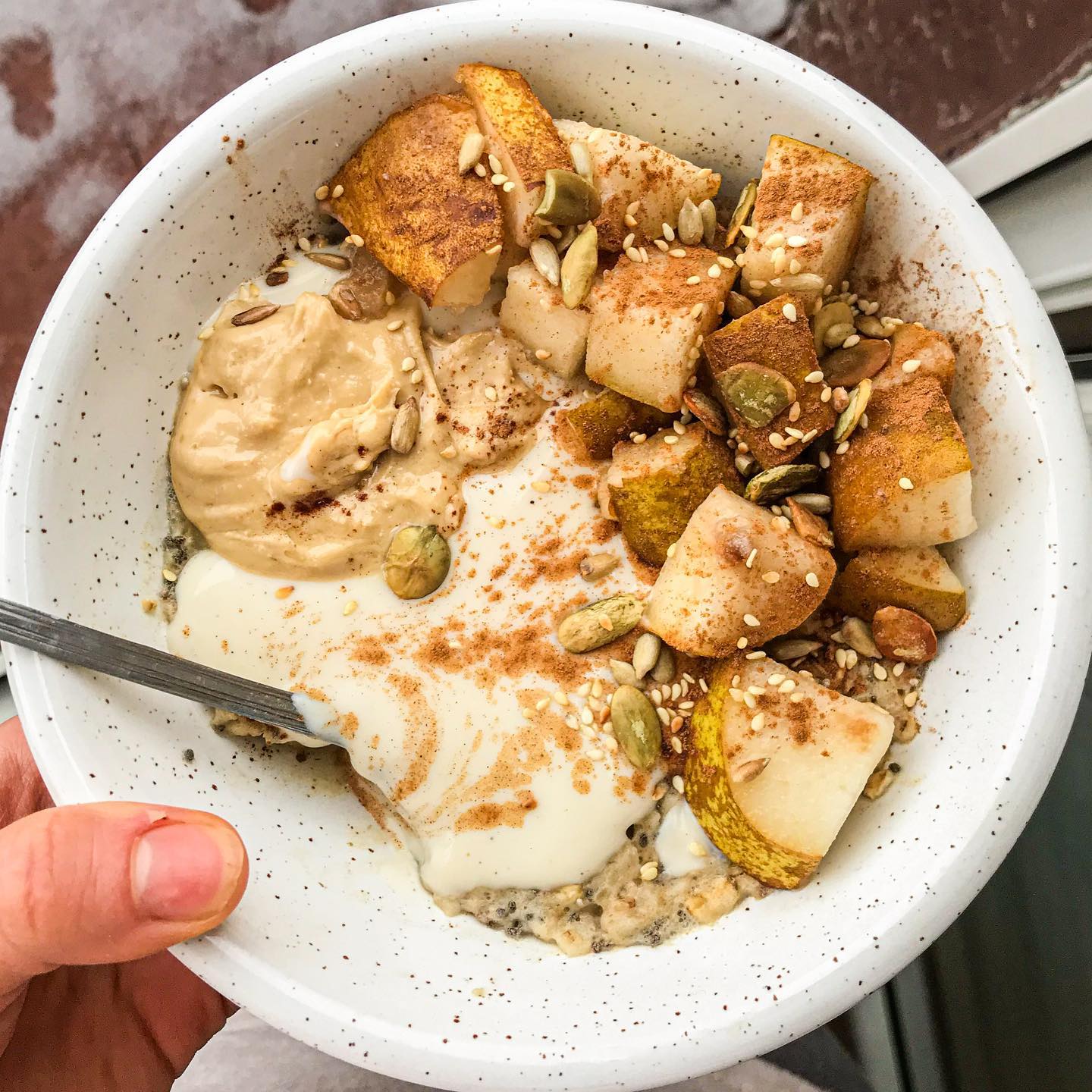 Quick Microwave Oatmeal Bowl