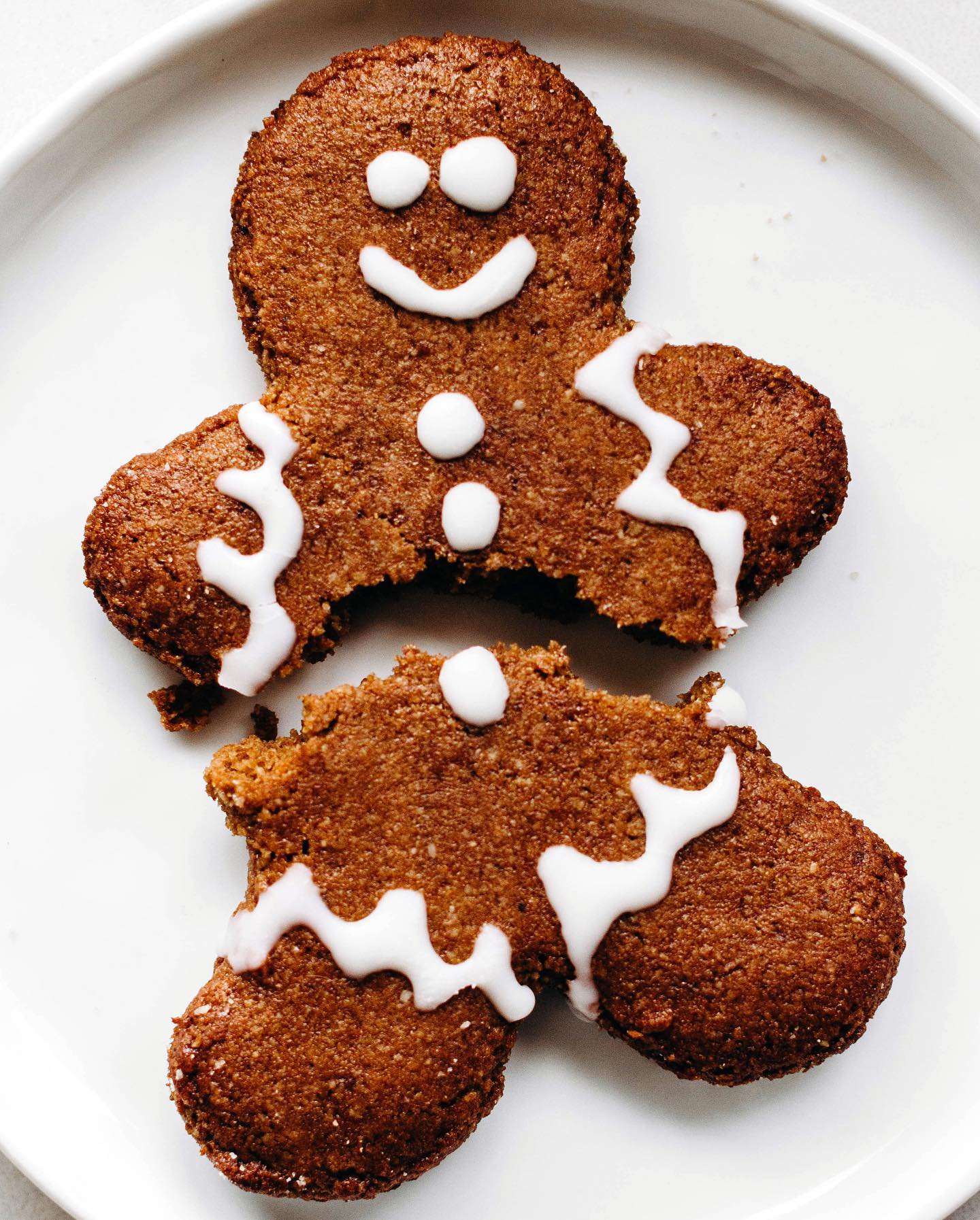 Vegan and Paleo Gingerbread Cookies