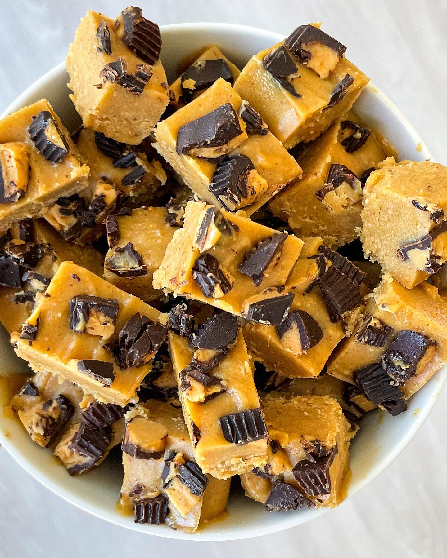 Peanut Butter Cup Fudge Bites