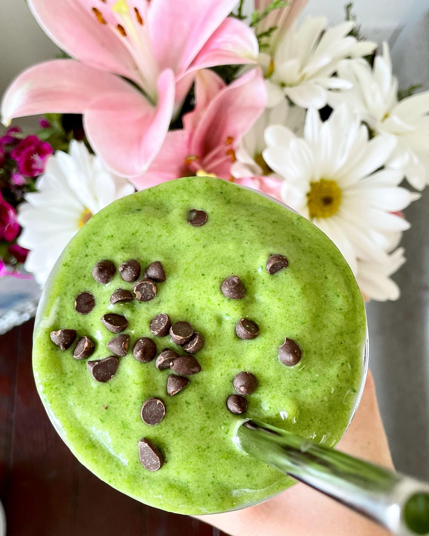Mint Chocolate Chip Smoothie