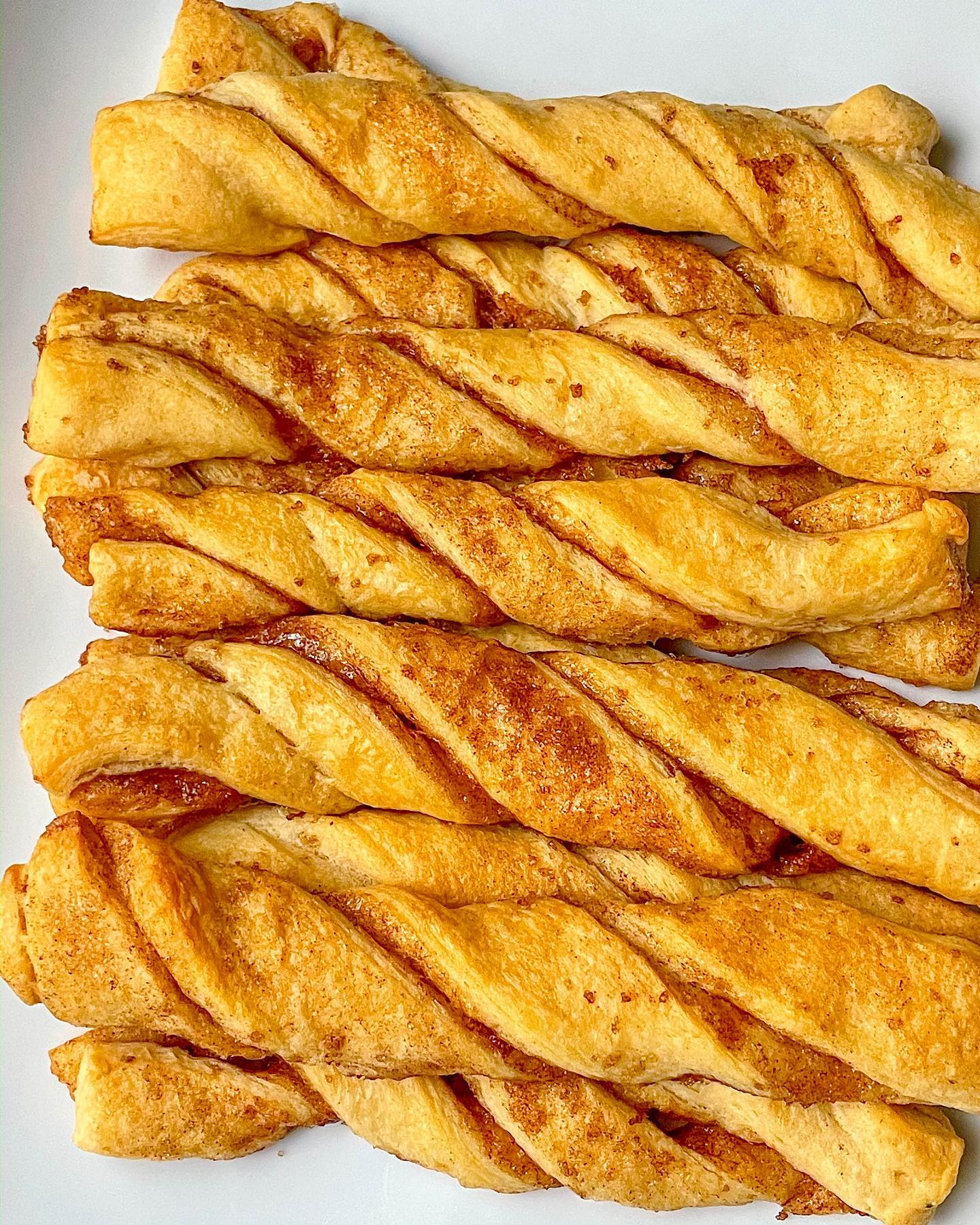 Simple 4-Ingredient Cinnamon Twists