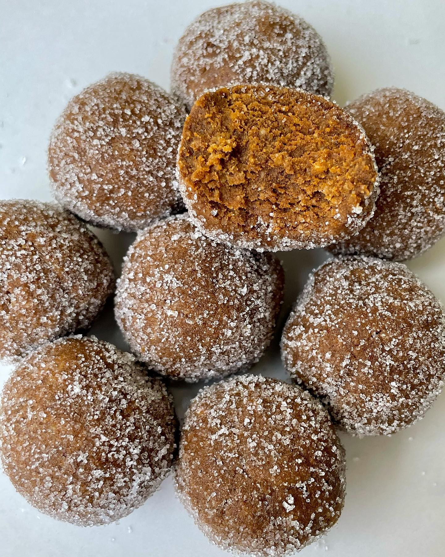 Quick Gingerbread Protein Balls