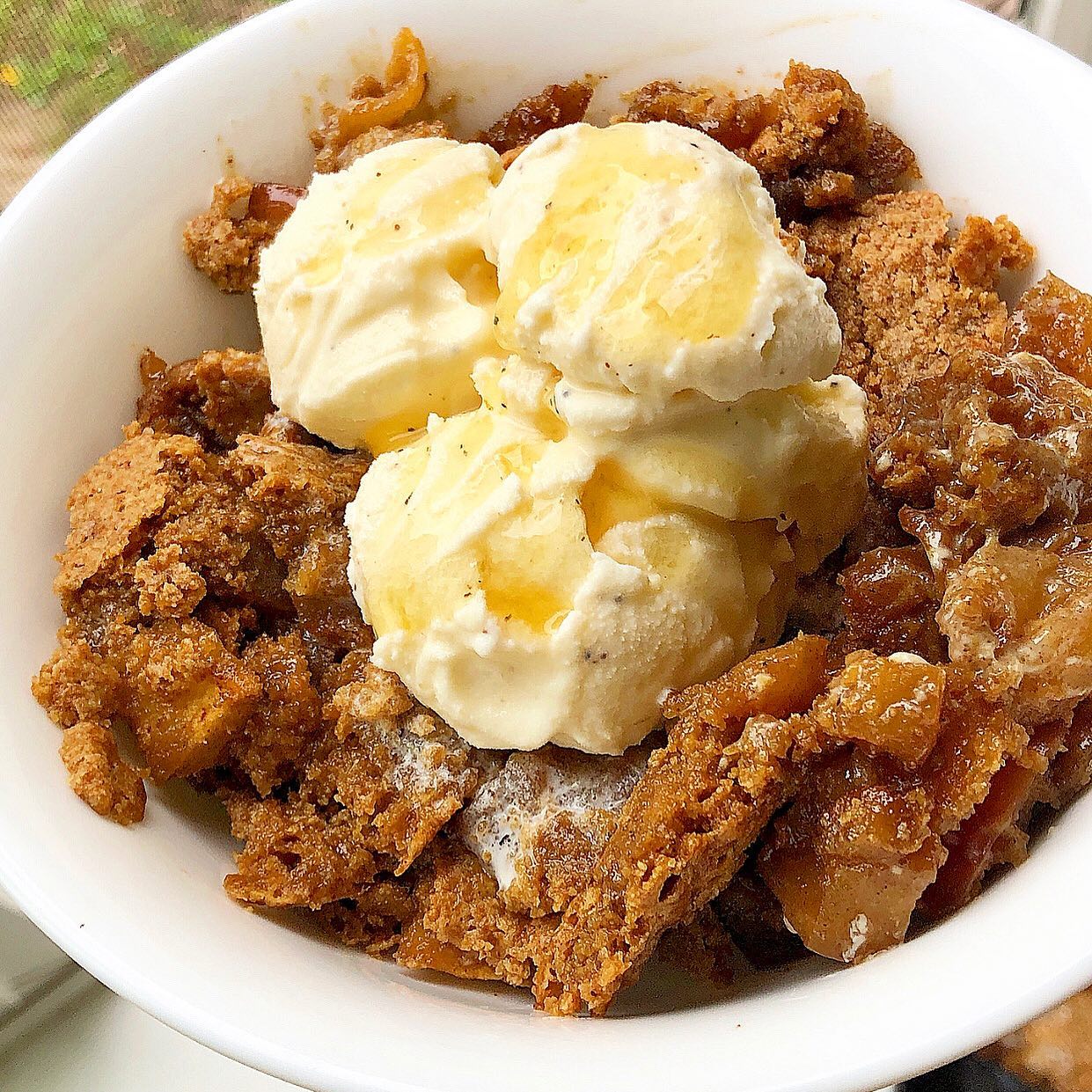 Easy Skillet Apple Crisp