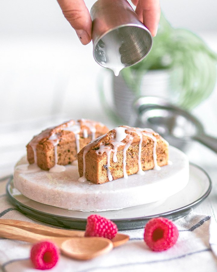 Easy Vegan Mini Cakes