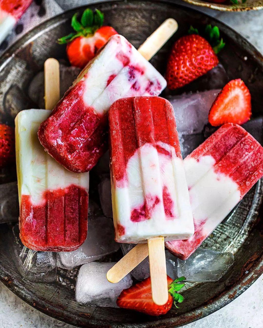 Easy Dairy-Free Strawberry Swirl Popsicles