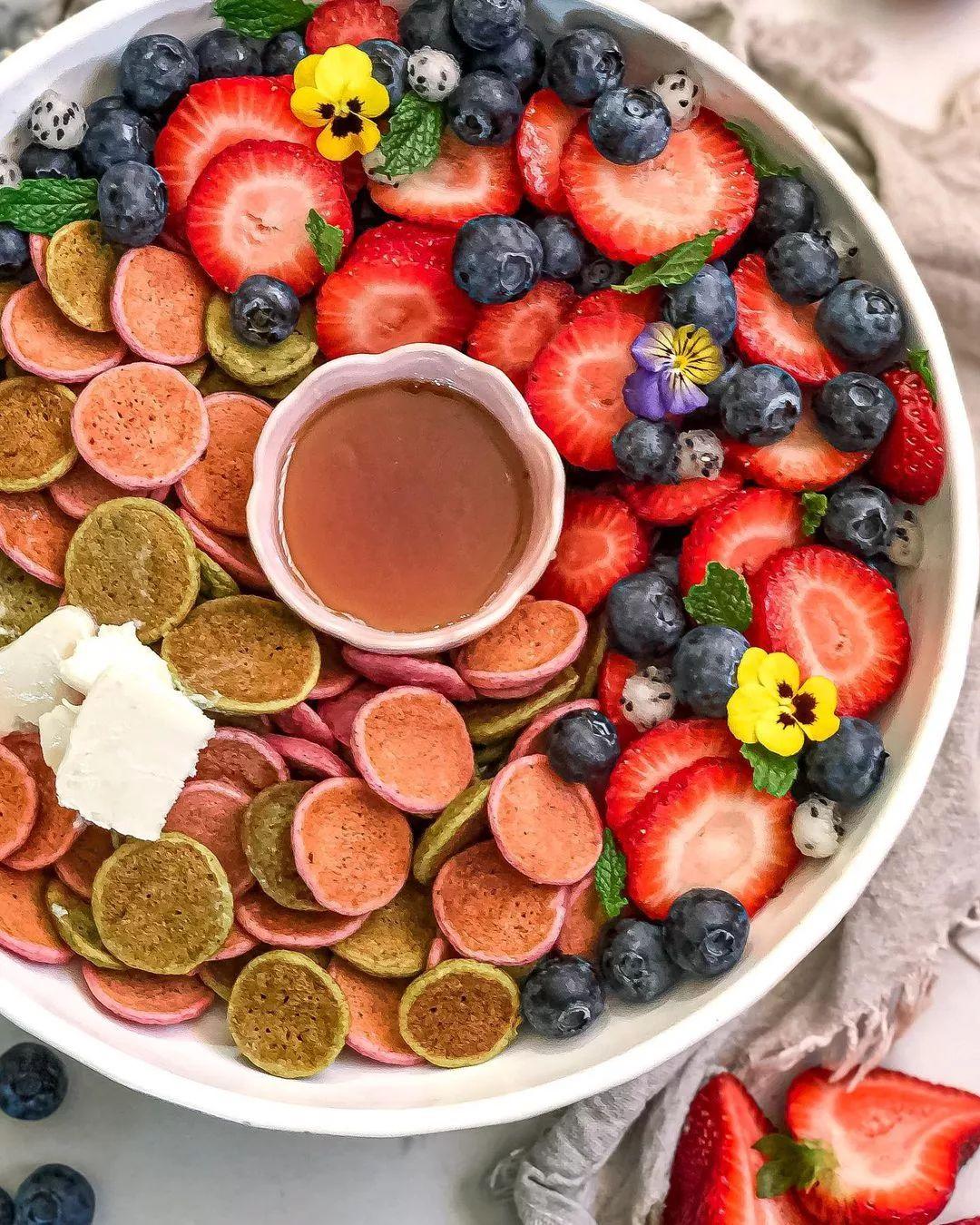 Vegan Baby Pancakes with Fresh Berries
