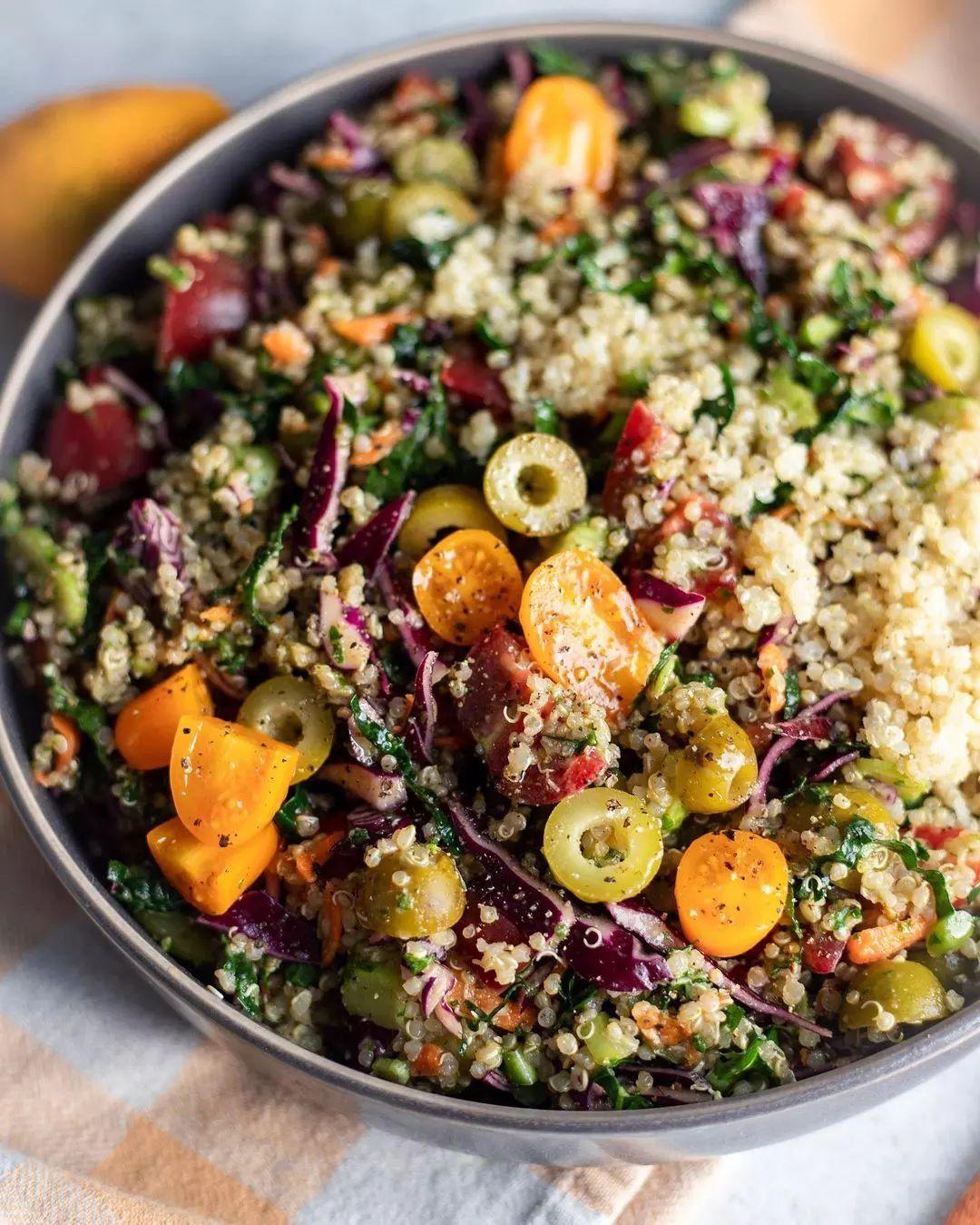 Easy Kale and Quinoa Salad