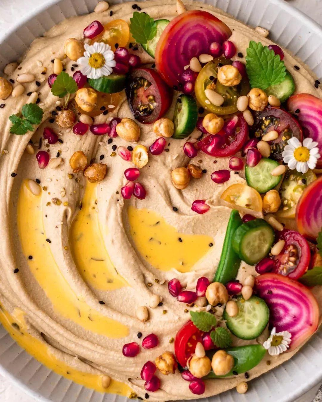 Extra Creamy Dreamy Hummus