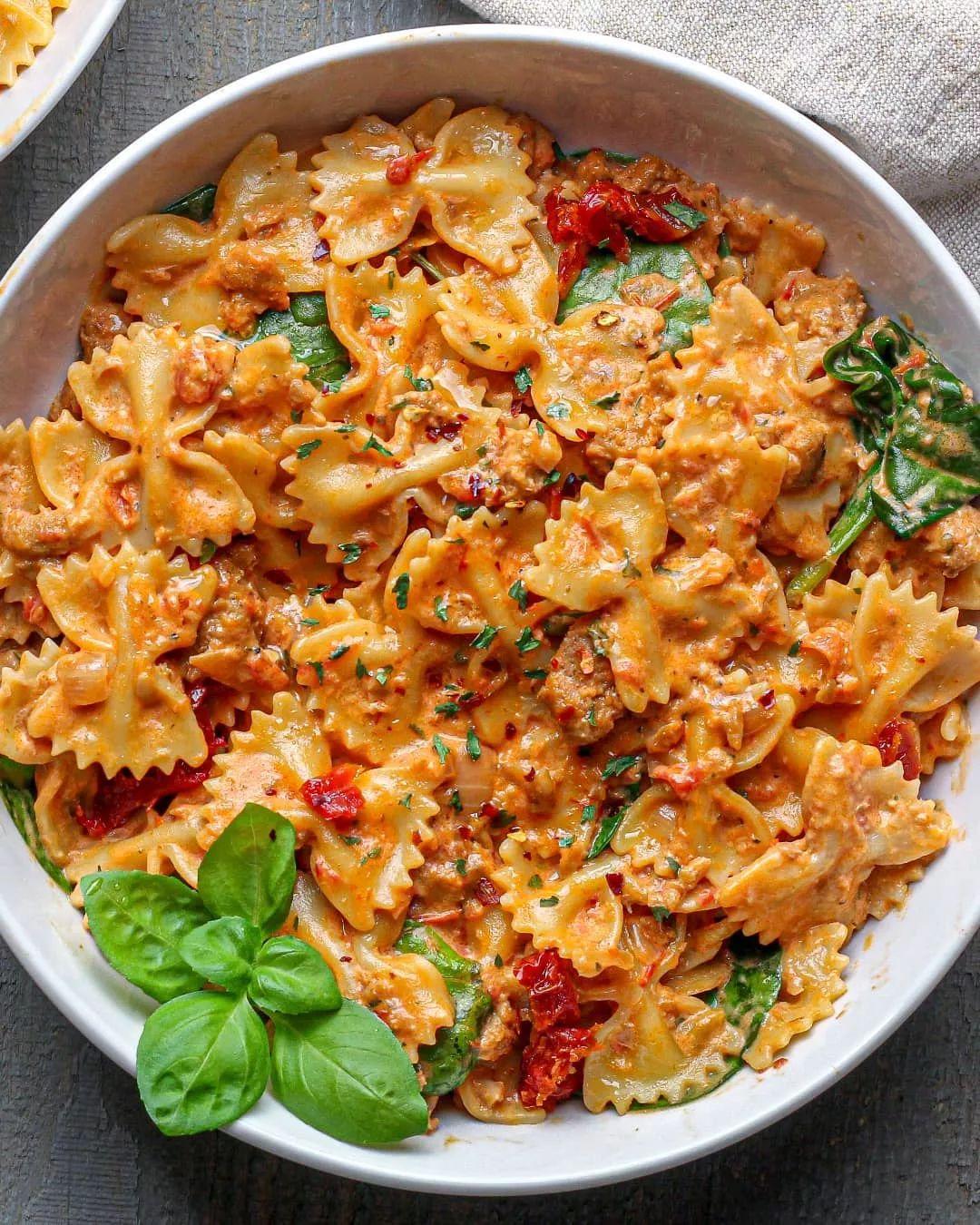 Creamy Farfalle with Sausage and Spinach