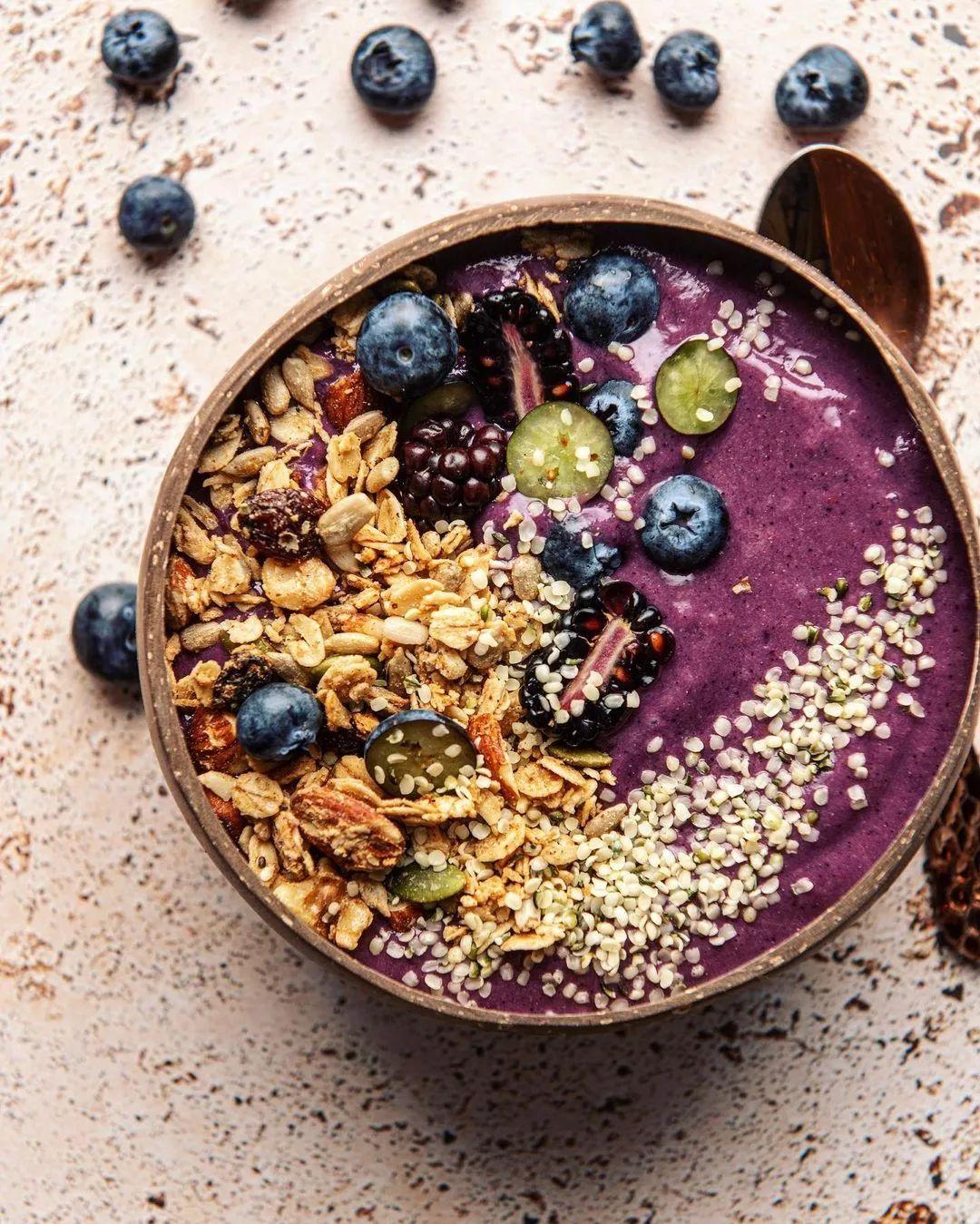 Easy Vegan Purple Smoothie Bowl