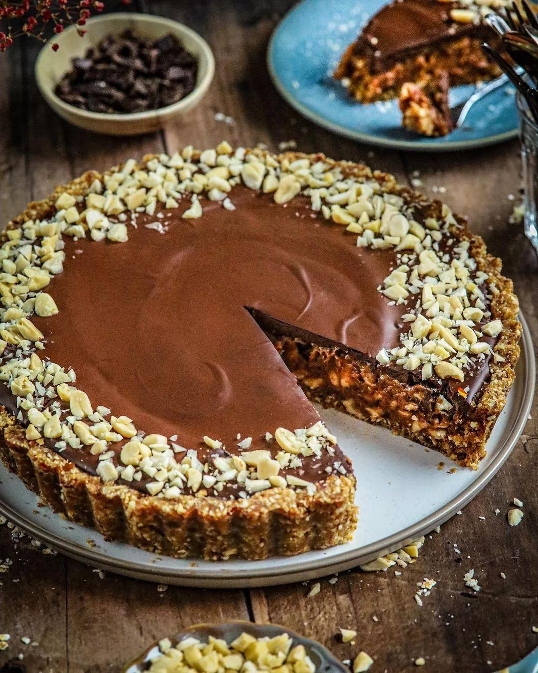 Vegan Gluten-Free Snicker Tart