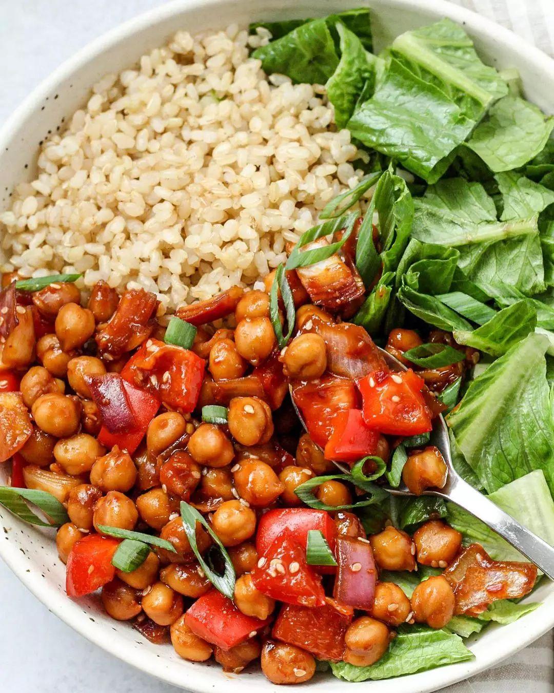 Garlic Chili Chickpea Stir-Fry