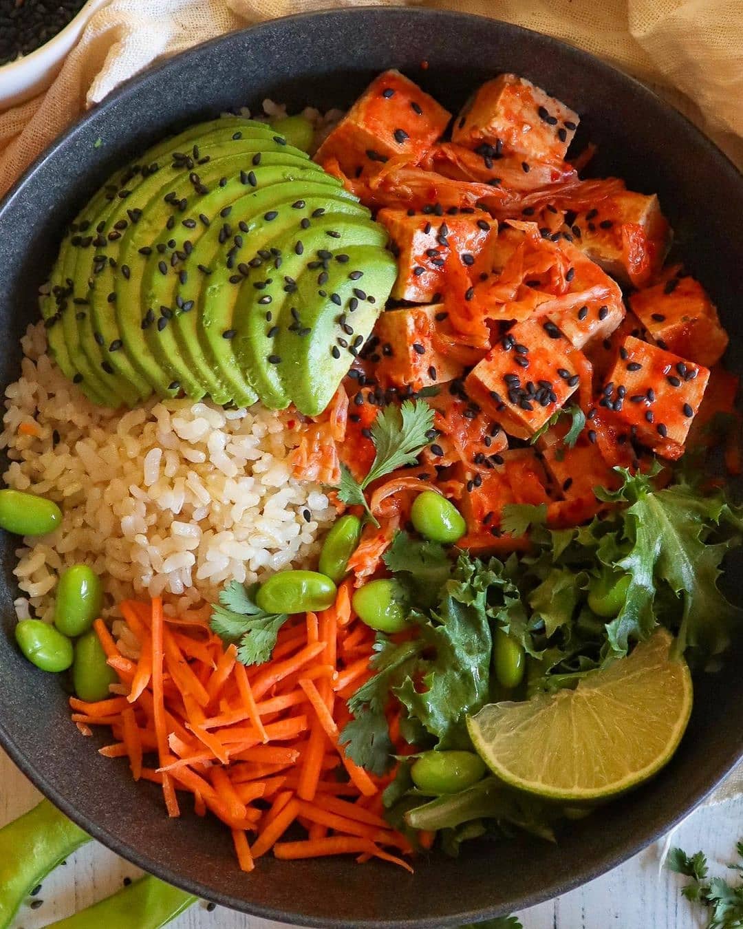 Vegan Kimchi Tofu Bowl