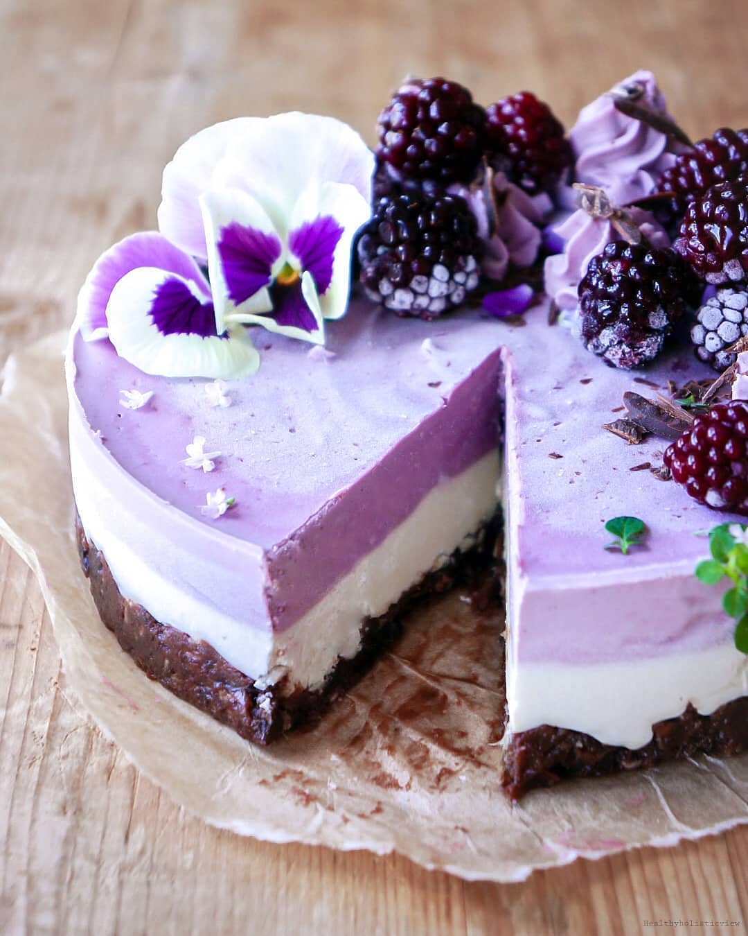 Blackberry Raw Vegan Cheesecake